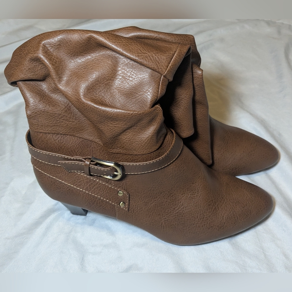 Rialto Women's Brown Boots Below The Knee Size 11M‎